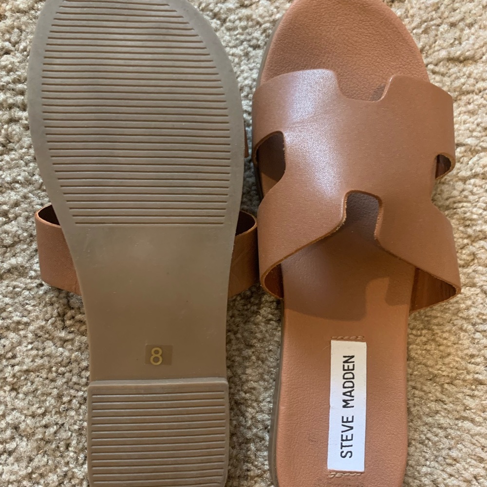 Steve Madden Hoku slide SIZE 8